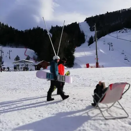 Classee 3* De France Avec Spanage Exterieure