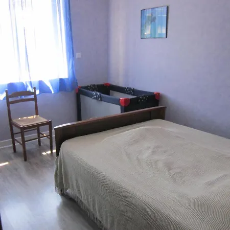 Classee 3* De France Avec Spanage Exterieure *