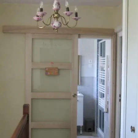 Classee 3* De France Avec Spanage Exterieure They-sous-Montfort