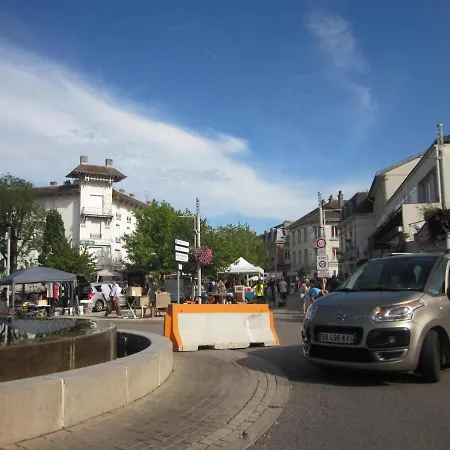 Prázdninový dům Classee 3* De France Avec Spanage Exterieure They-sous-Montfort